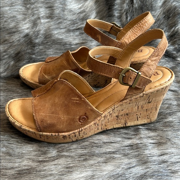 BORN Agnio Tan Leather Cork Wedge Ankle Strap Sandals Size 8.5 - Picture 3 of 10